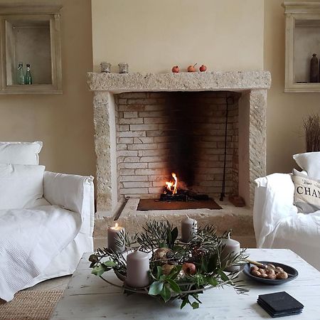 Bed and Breakfast Fontaine de Cérier Castillon-du-Gard Esterno foto